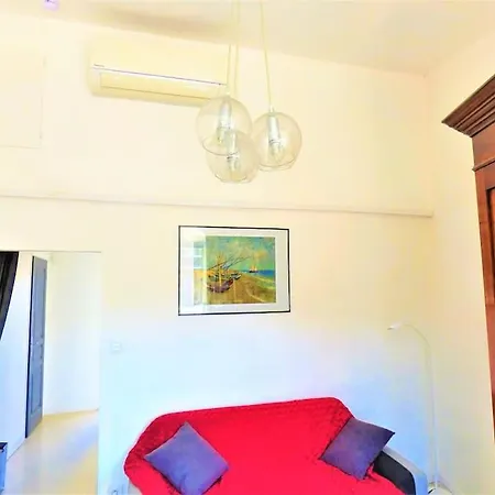 La Terrasse Ensoleillee Camargue Apartment *